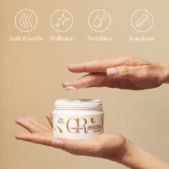 Masque Lumière Oil Reflections Wella 150ml 10 Masque Lumière Oil Reflections Wella 150ml -Soins Capillaires 116.31 3 48964.1694178722