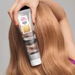 Masque Color Fresh Wella Golden Gloss 150ml 5 Masque Color Fresh Wella Golden Gloss 150ml -Soins Capillaires Golden Gloss wella 150ml 05501.1684847144