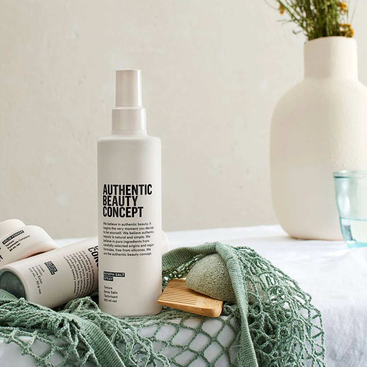 Spray Salin Texturisant Authentic Beauty Concept 250ml 6 Spray Salin Texturisant Authentic Beauty Concept 250ml – Image 4